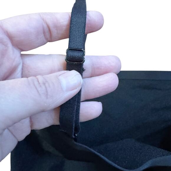 SKIMS Seamless Sculpt Bandeau Bra Onyx Black NWT Size 4X Plus Removable Straps - Picture 10 of 11